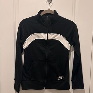 Girls Nike full zip lightweight track jacket. Size Large. GUC